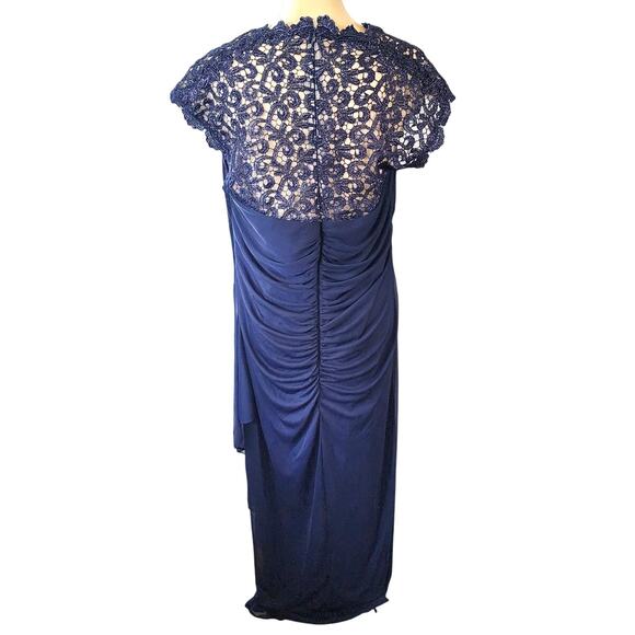 Xscape by Joanna Chen Blue Lace Sleeves Ruched Gown Dress Plus Size 14 - Picture 5 of 10